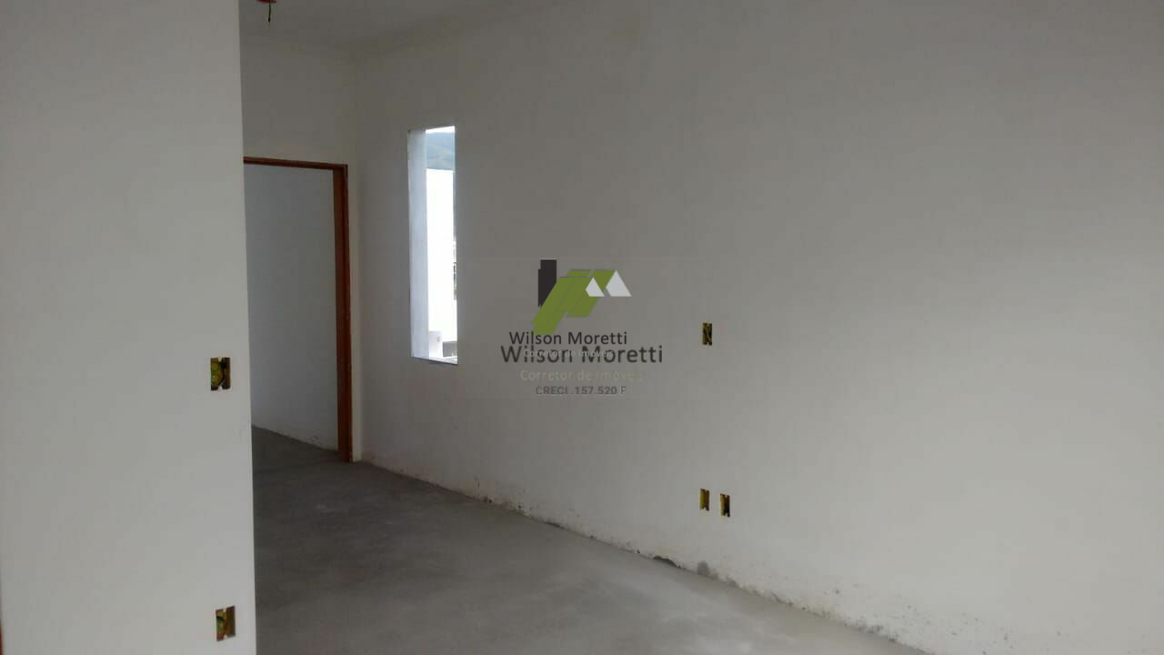 Casa à venda com 3 quartos, 211m² - Foto 18