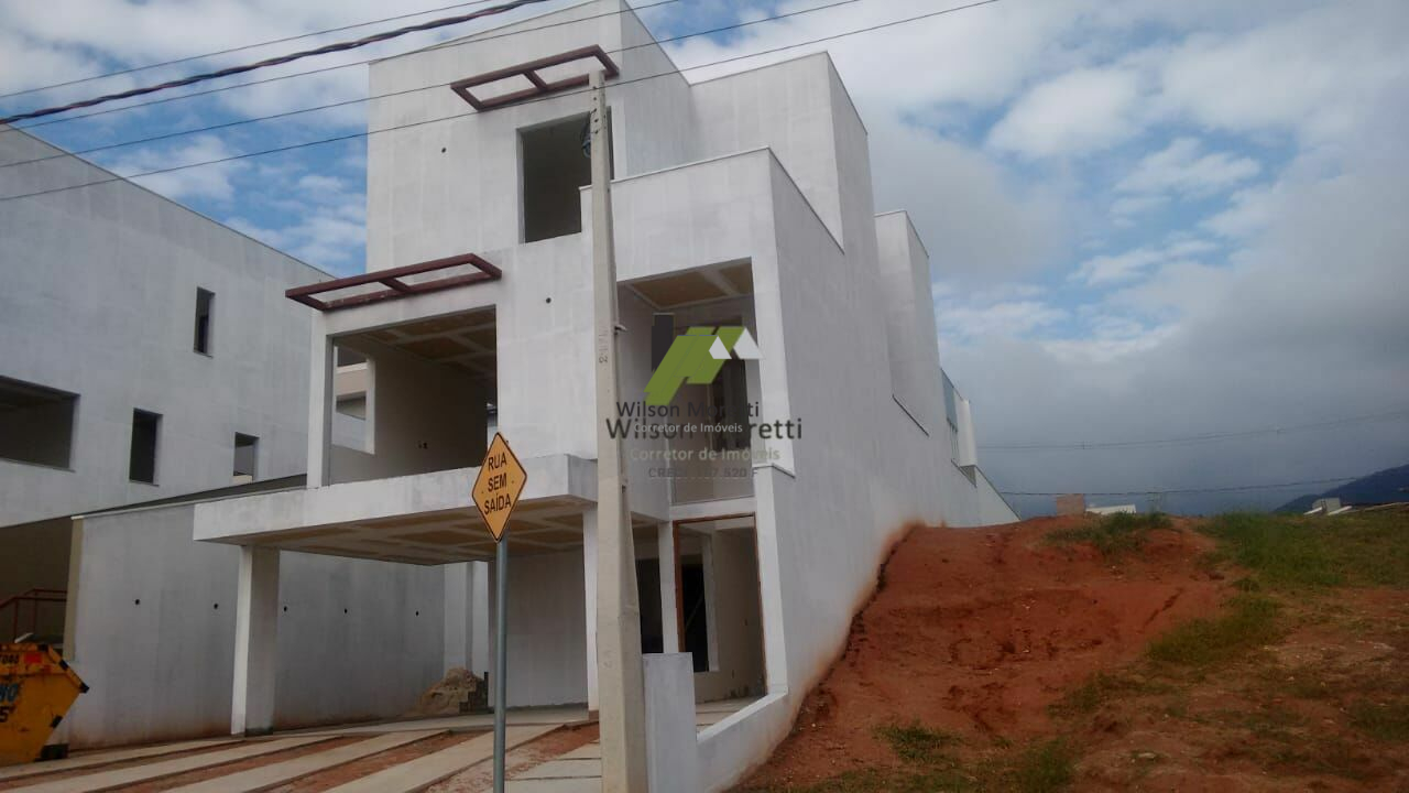 Casa à venda com 3 quartos, 206m² - Foto 3