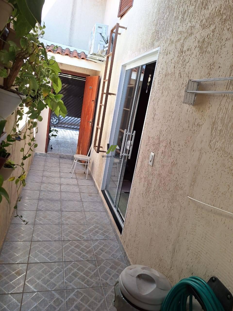 Casa à venda com 2 quartos, 100m² - Foto 32
