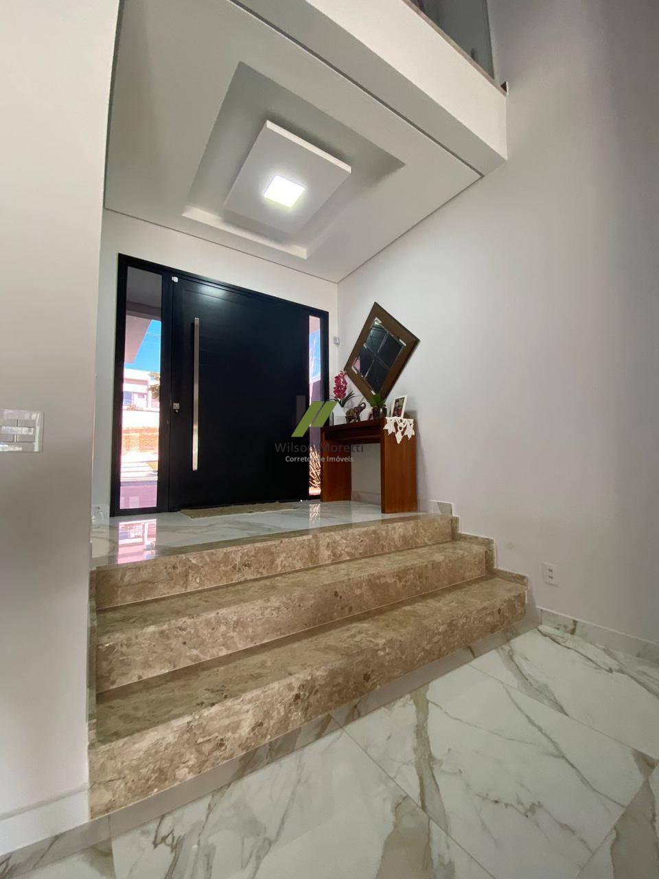 Casa de Condomínio à venda com 3 quartos, 258m² - Foto 2