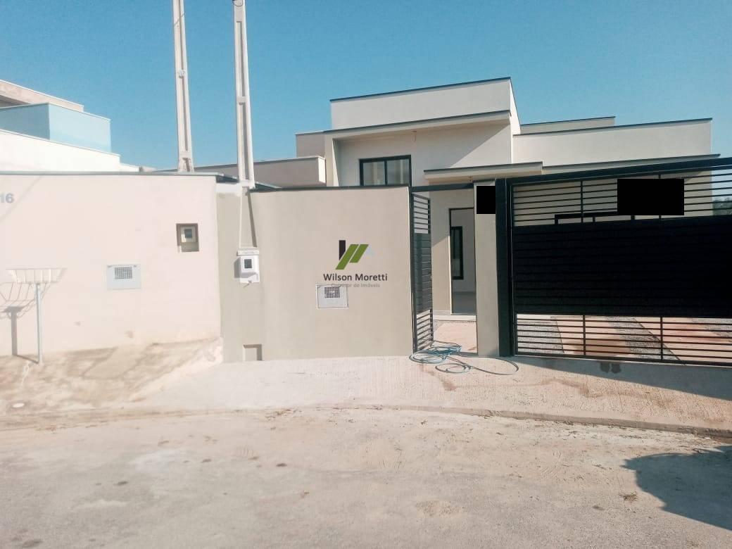 CASA NOVA EM ÓTIMA LOCALIZAÇÃO